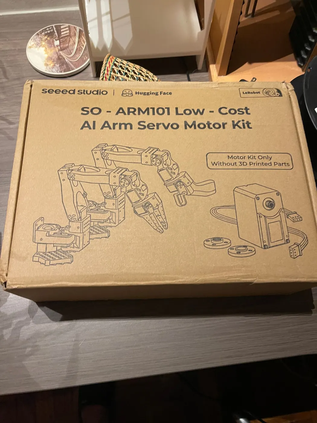 The box for the SO-ARM101 motor kit